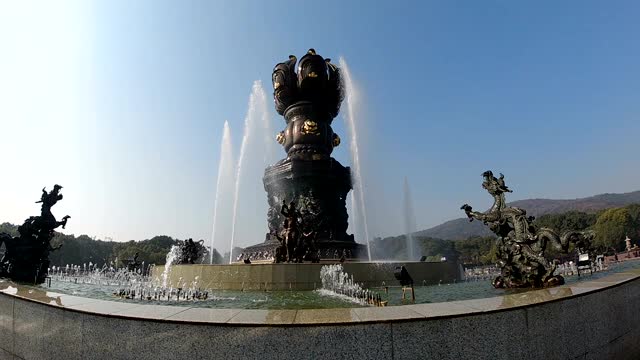 灵山佛祖景区，九龙浴场视频素材