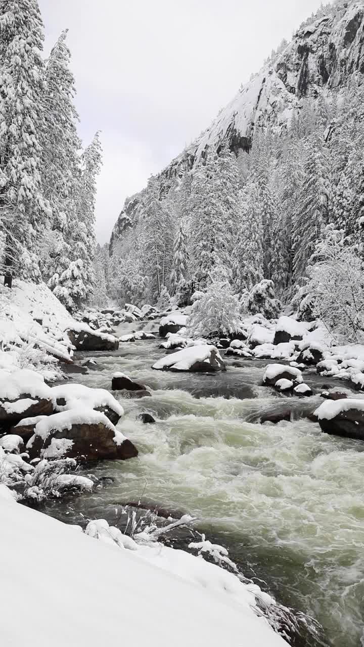 优山美地国家公园的雪景视频素材