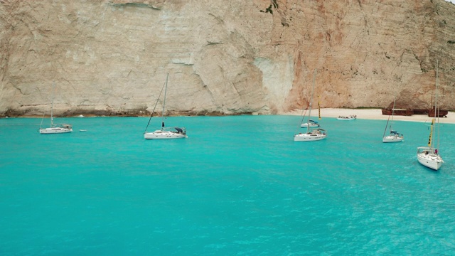 Navagio(沉船)海滩鸟瞰图Zakynthos岛，希腊。视频素材