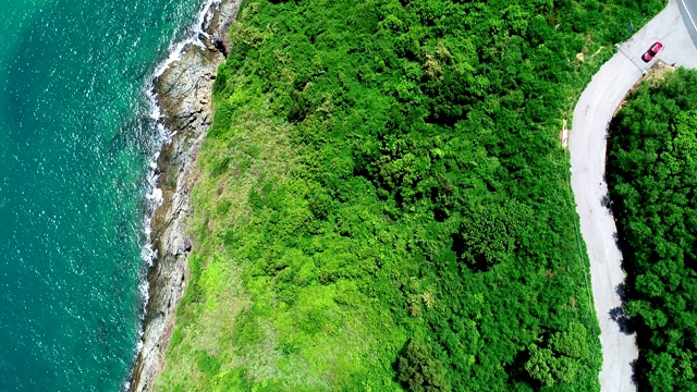 风景自然风光美丽的热带海与海洋海岸视图在夏季图像由航拍无人机拍摄，高角度视图视频素材