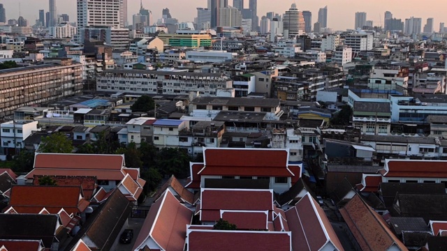 曼谷城市景观从Wat Saket金山视频素材