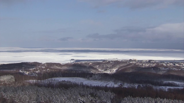 漂流冰到达海岸，北海道，日本视频素材