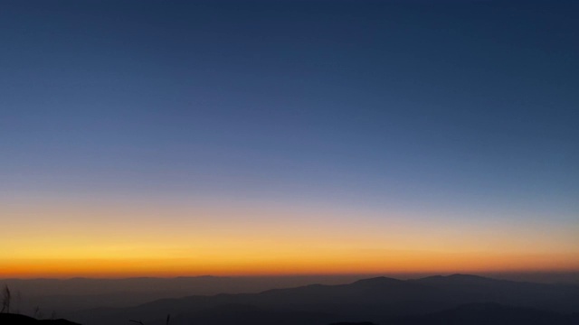 时间在山顶上流逝视频素材