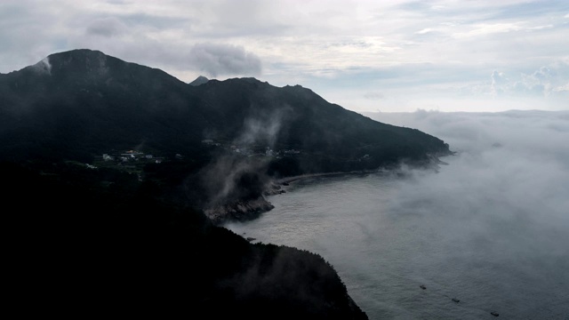 云海飘过山/大济，庆尚南道，韩国视频素材