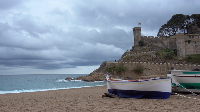 Tossa de Mar, Vila Vella和沙滩，Costa Brava，加泰罗尼亚，西班牙视频素材