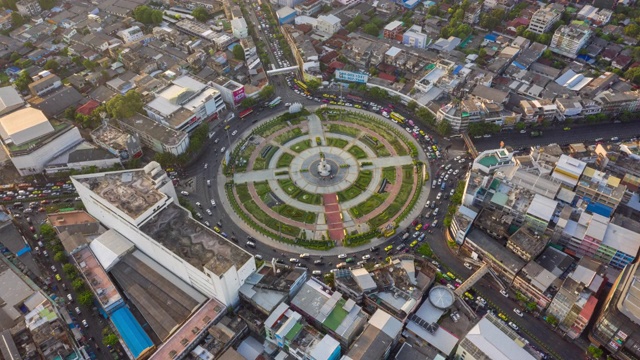 延时，超延时，泰国城市街道上的交通。鸟瞰图和俯视图高速公路与汽车停车场。视频素材