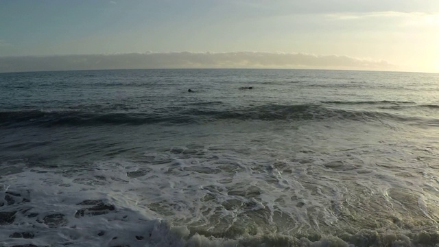 加州马里布海滩的太平洋景色视频素材