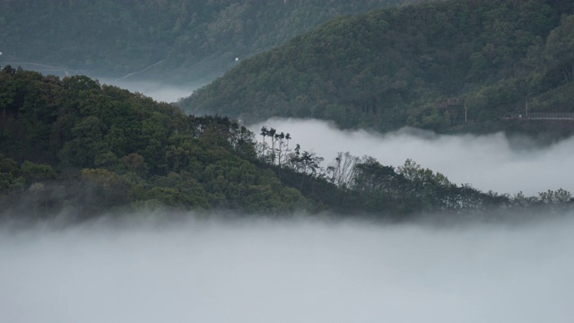 云海飘过山/全拉岛伊姆希尔枪，韩国视频素材