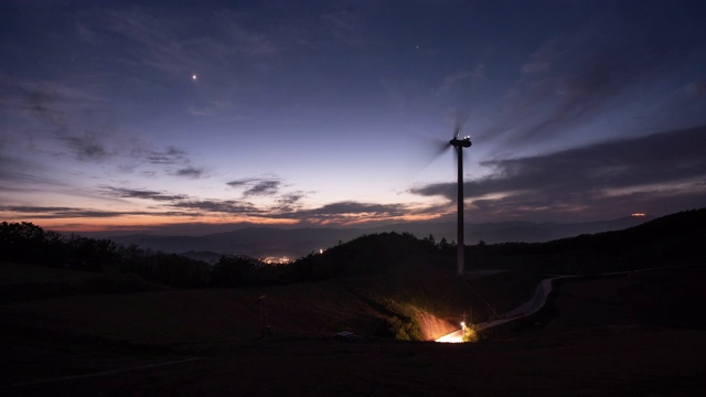 韩国江原道江陵溪安班德吉村的日落风景视频素材