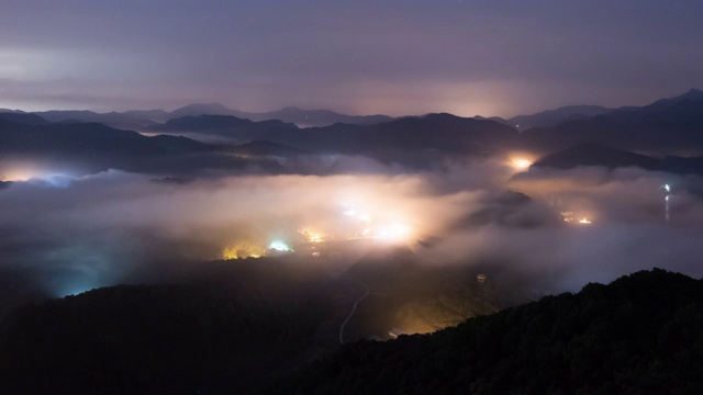 夜景云海和国风峰/全拉岛，韩国视频素材