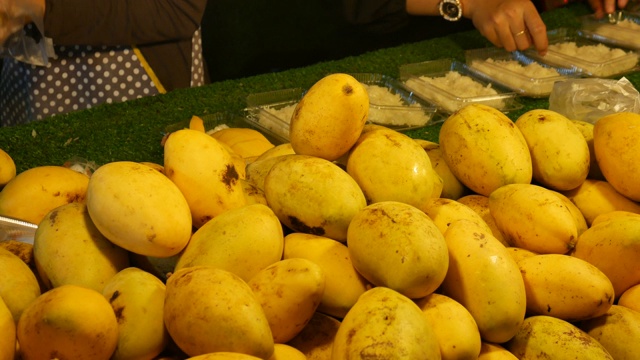 芒果糯米饭视频素材