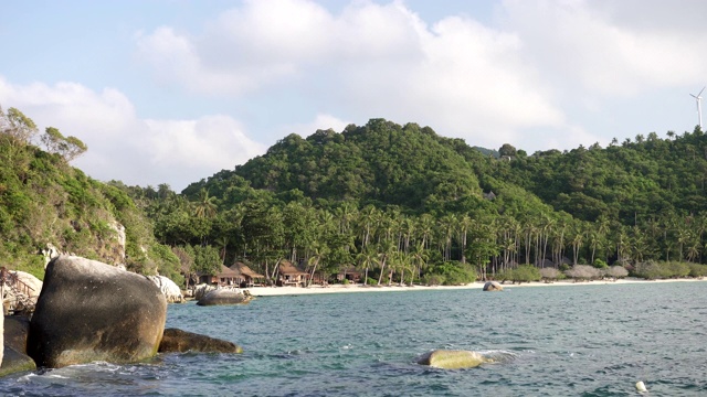 观赏热带海滩“鲨鱼湾”和泻湖视频素材