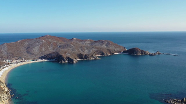 鸟瞰美丽的海湾。俄罗斯纳霍德卡视频素材