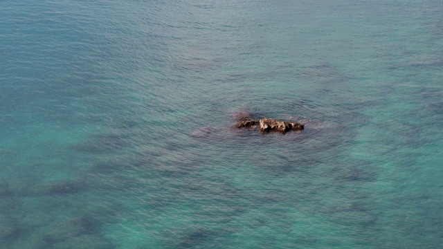 海洋和岩石视频素材