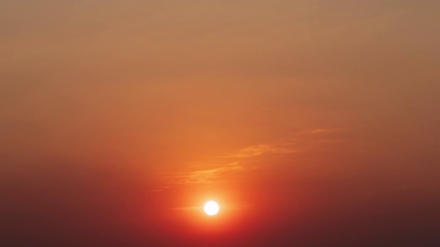 自然背景太阳，风景时间流逝日落在傍晚美丽的风景视频素材