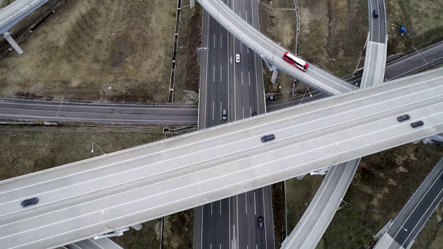 [Hyperlapse]亚洲韩国金海大根城高速公路交通鸟瞰图。视频下载