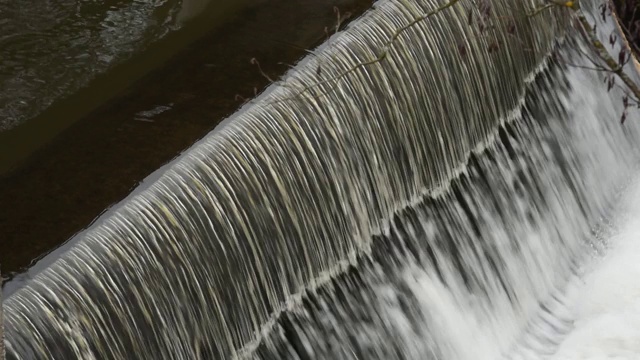 坝水流，水面水流视频素材