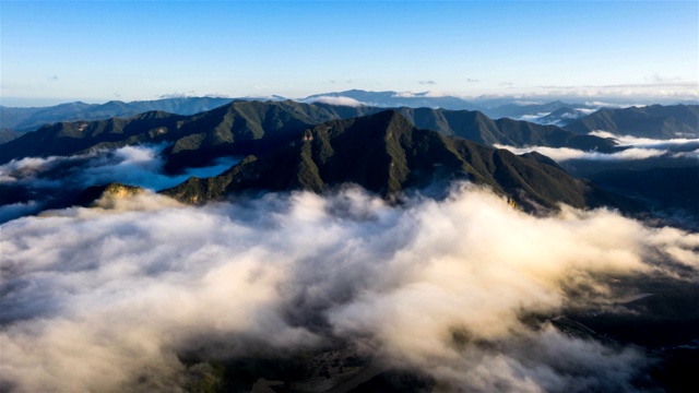 韩国京畿道山上的云海视频素材