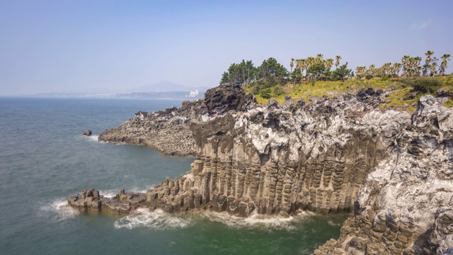 韩国济州岛的时间间隔为4K，大浦山全里崖的景观间隔视频素材