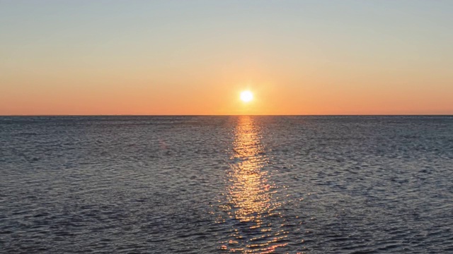 海上日落的时间流逝视频素材