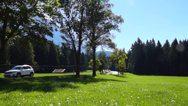 德国巴伐利亚州Garmisch-Partenkirchen附近的景观视频素材