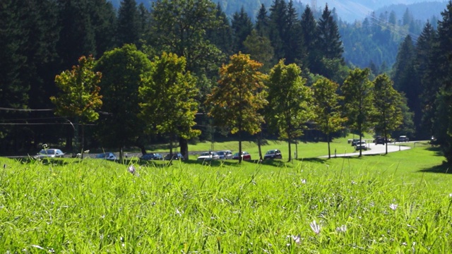 德国巴伐利亚州Garmisch-Partenkirchen附近的景观视频素材