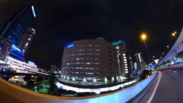 夜间在高速公路上行驶，非常宽视频素材