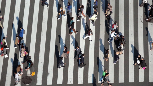 在银座十字路口，高峰时间，日本东京视频素材