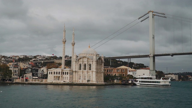 Ortaköy -游览伊斯坦布尔视频素材