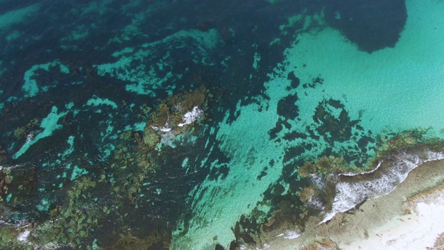 航拍原始罗特内斯特岛。西澳大利亚旅游和旅游业。视频素材