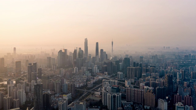 鸟瞰图广州天际线日出/广州，中国视频素材