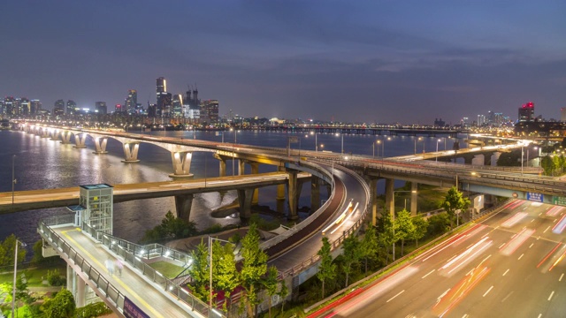 4k Time lapse韩国首尔市的流量视频素材