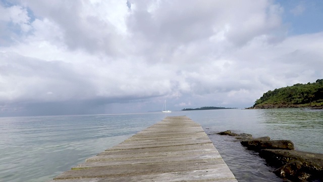 海滩和海浪股票视频。视频素材