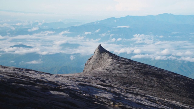 基纳巴卢山的时光流逝视频素材