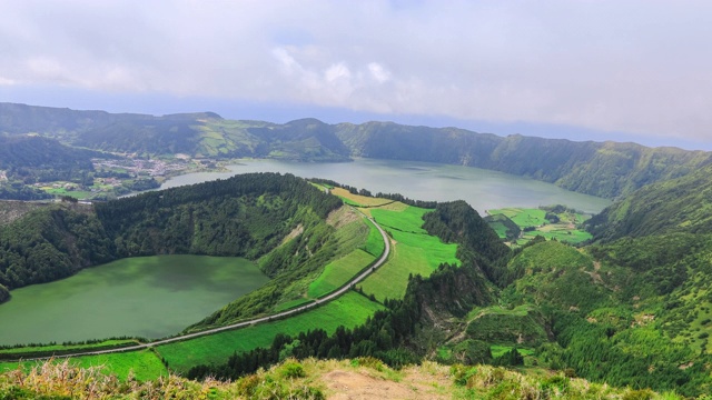 圣地亚哥泻湖，Sete cidade volcano complex，圣米格尔岛，亚述尔群岛视频素材