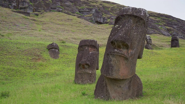 Rapa Nui Moais Rano Raraku 4K 视频复活节岛智利视频素材