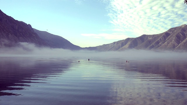 清晨的雾山湖视频素材