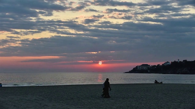 海面上的日落，时光流逝视频素材