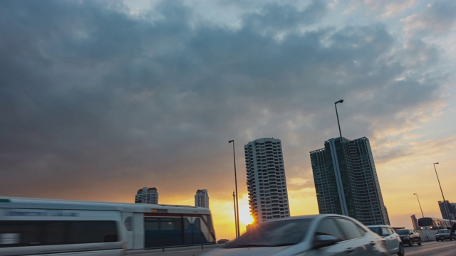 曼谷的日落:从白天到夜晚的延时视频素材