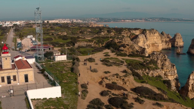 葡萄牙阿尔加维Ponta da Piedade的鸟瞰图视频素材