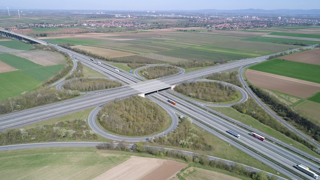 大型公路立交鸟瞰图视频素材