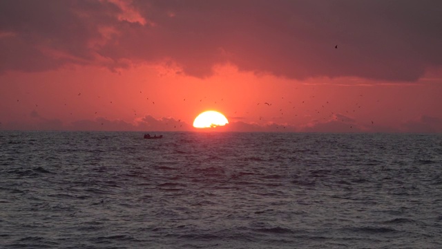 加勒比海的浪漫日落视频素材