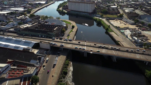 Puente Pueyrredon在警方控制后倒塌视频素材