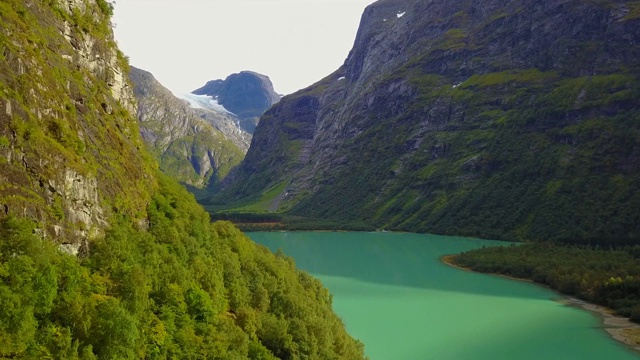 Geiranger峡湾和Lovatnet湖鸟瞰图在挪威视频素材