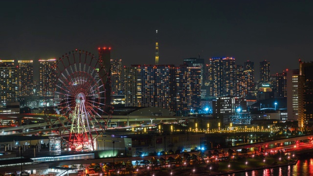 4K延时:东京天空树和日本晚上的天际线的鸟瞰图视频素材