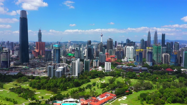 鸟瞰图吉隆坡城市中心天际线城市景观视频素材