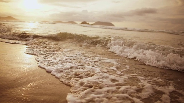 热带海滩的日落视频素材