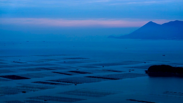 延时拍摄:中国福建霞浦的海藻养殖。视频素材