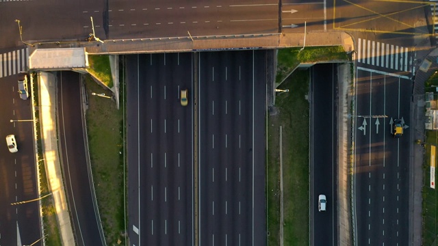 隔离区上的帕兹将军高速公路视频素材