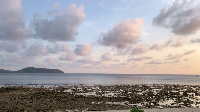 泰国普吉岛卡玛拉海滩的海滩海洋视频素材